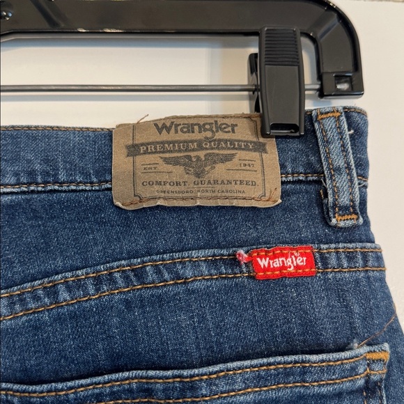 Wrangler Boys Taper Fit Blue Jeans Size 16 - Picture 6 of 8